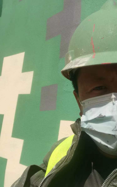 汉中迷彩漆未完全固化；